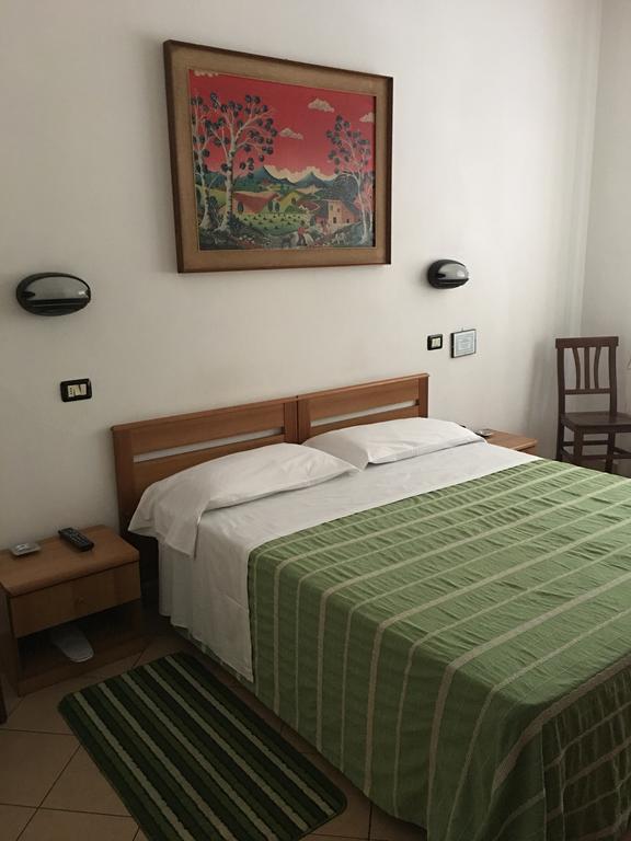 Dora Hotel